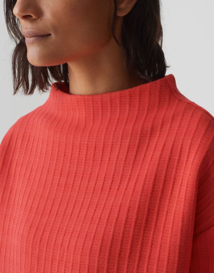  RED 40034