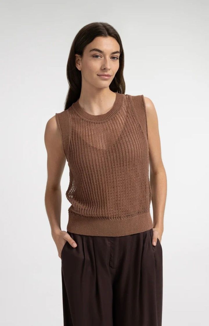 01-000600-606 BROWN MELANGE